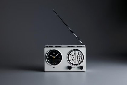 Braun radio designed by Dieter Rams, illustrating the SFMOMA retrospective review by John Alderman, Domus, 2011